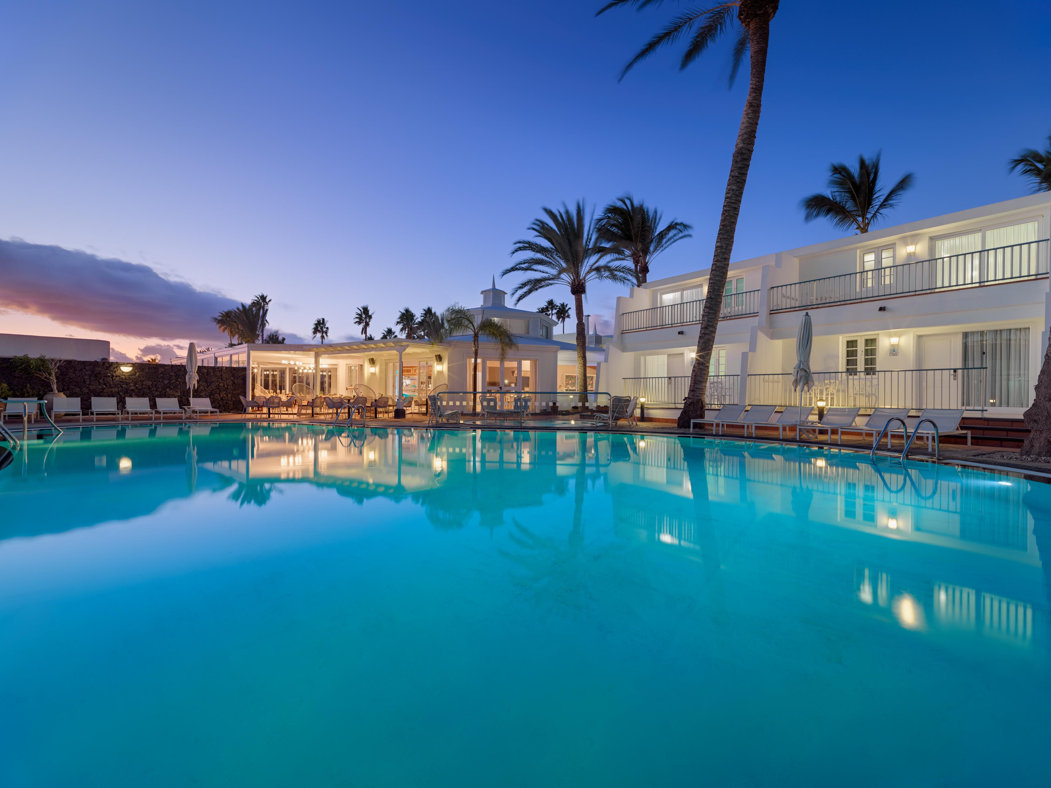 Apartamentos Isla De Lobos - Adults Only Пуерто-дель-Кармен Екстер'єр фото